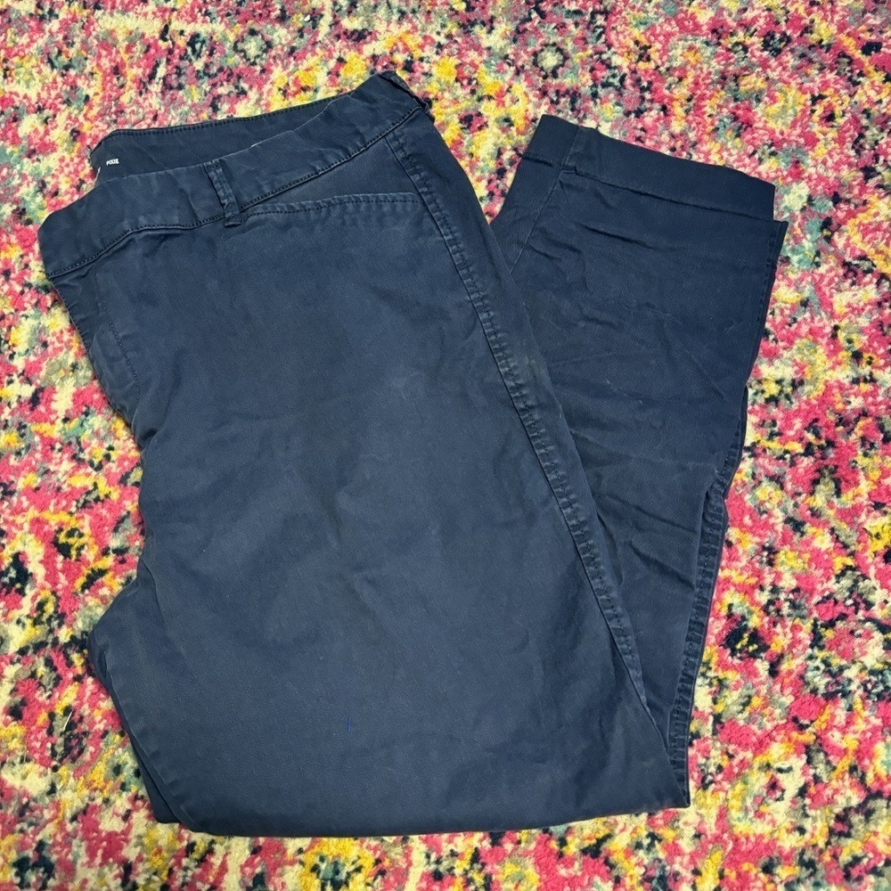 0824-19 Old Navy Navy Pixie pants